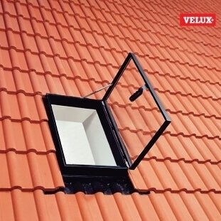 Išlipimo liukas VELUX GVT 103 0059Z (54x83cm; ŠALTOMS patalpoms)